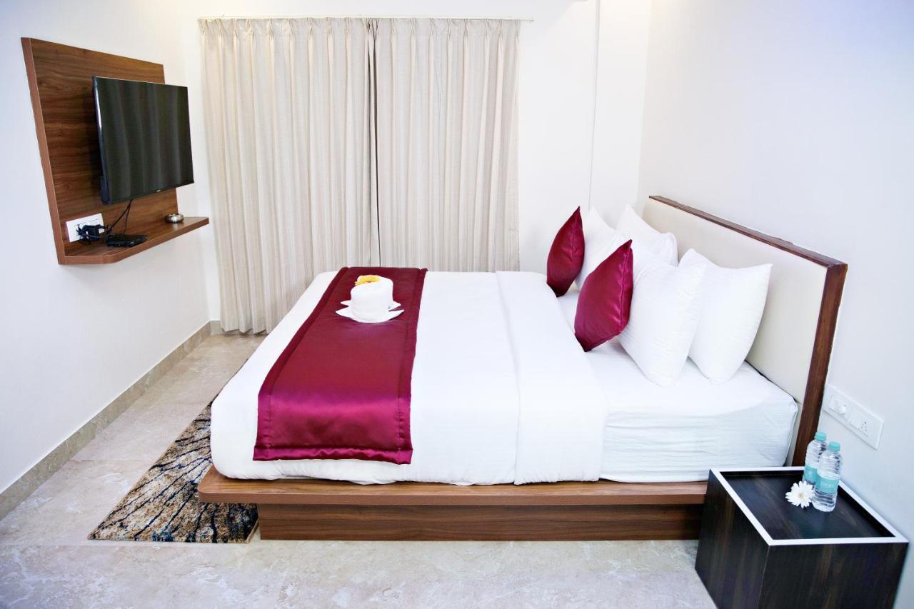 Villa Grand Hotel Near Kempegowda International Airport Devanahalli Bagian luar foto