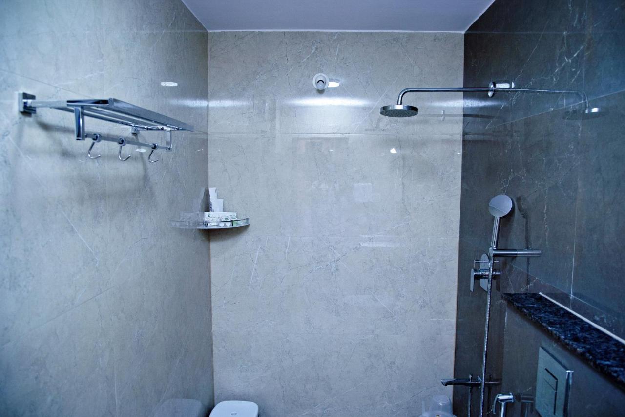 Villa Grand Hotel Near Kempegowda International Airport Devanahalli Bagian luar foto