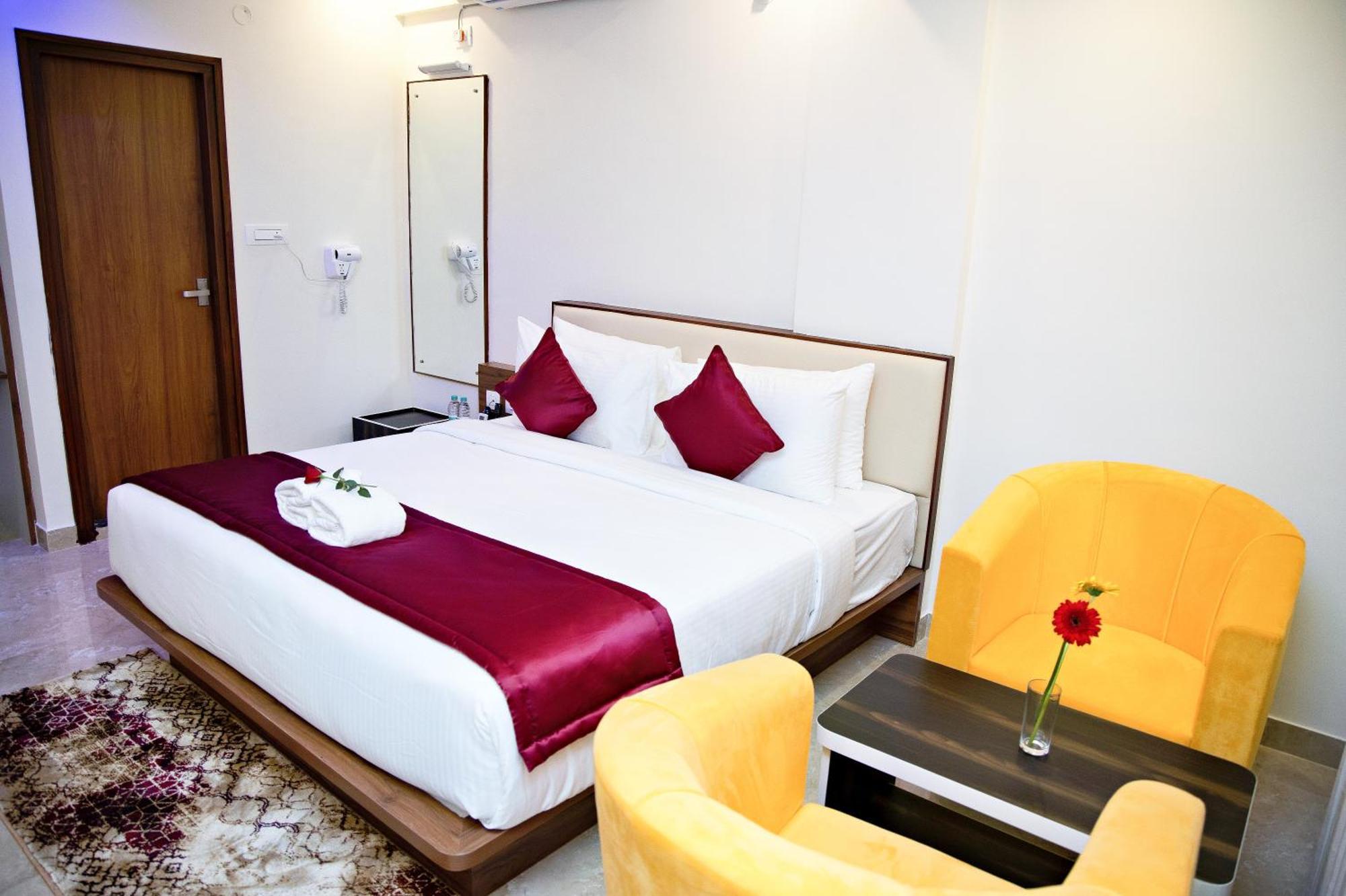 Villa Grand Hotel Near Kempegowda International Airport Devanahalli Bagian luar foto