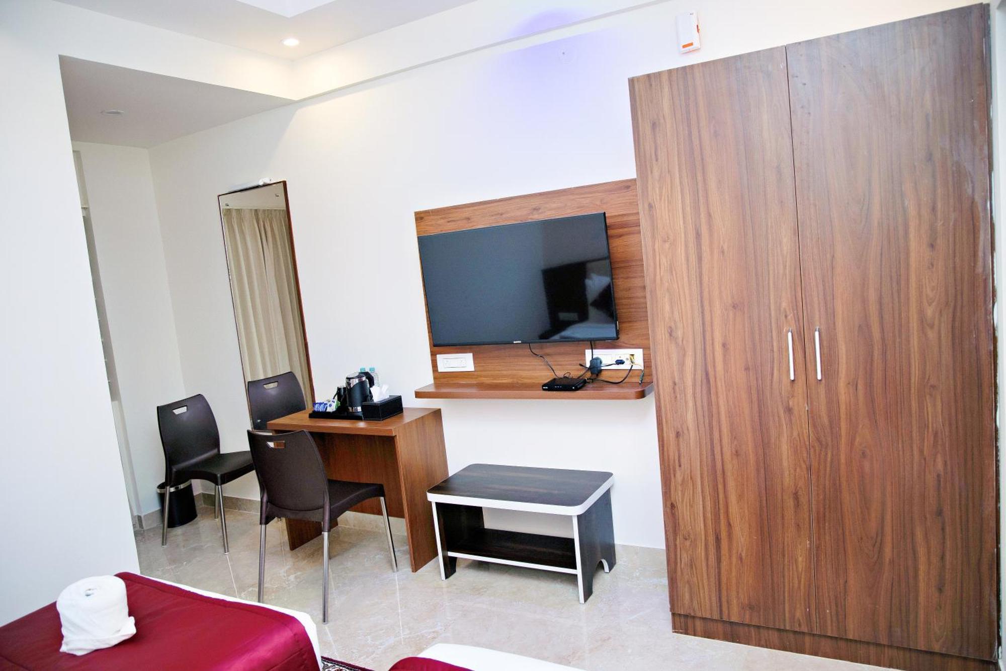 Villa Grand Hotel Near Kempegowda International Airport Devanahalli Bagian luar foto